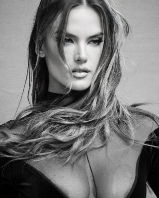 Alessandra Ambrosio pic #1294941