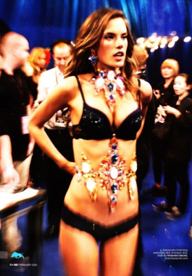 Alessandra Ambrosio pic #523932