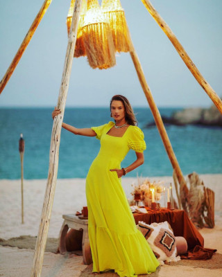 Alessandra Ambrosio pic #1240550