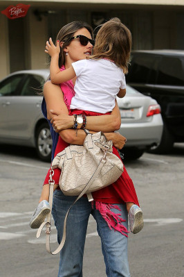 Alessandra Ambrosio pic #577273