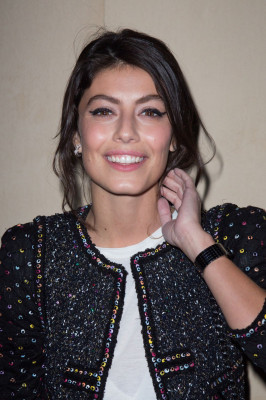 photo 7 in Alessandra Mastronardi gallery [id968996] 2017-10-06 00:00:00