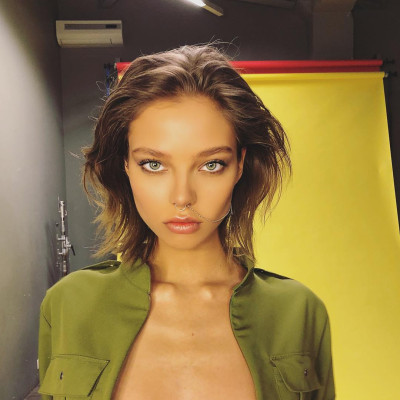 Alesya Kafelnikova pic #987913