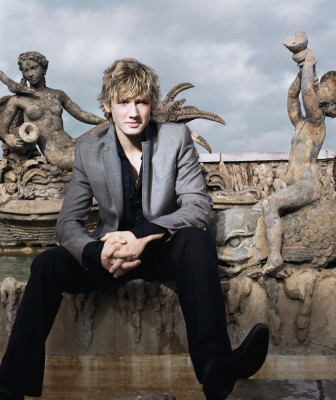 Alex Pettyfer pic #188518