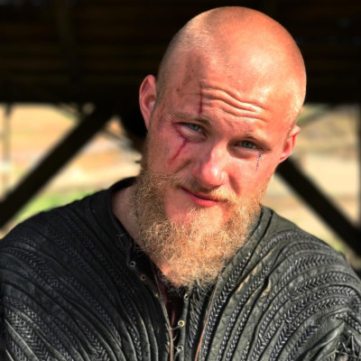 Alexander Ludwig  pic #1088496