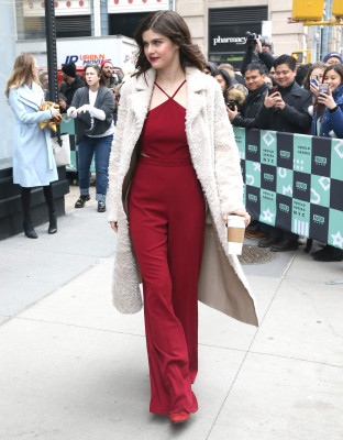 Alexandra Daddario pic #1003898