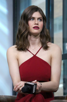 Alexandra Daddario pic #1004430
