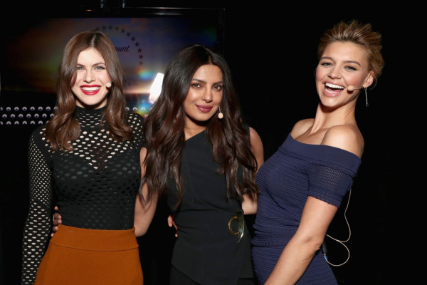 Alexandra Daddario pic #920578
