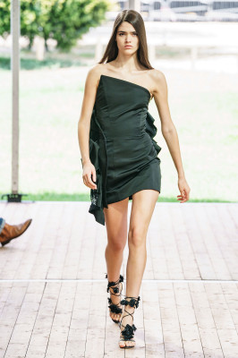 Alexandra Micu pic #1197189