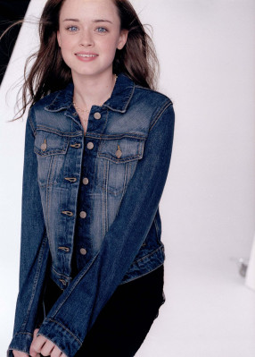 photo 28 in Alexis Bledel gallery [id159366] 2009-06-01 00:00:00