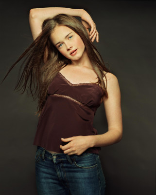 photo 27 in Alexis Bledel gallery [id209647] 2009-12-03 00:00:00