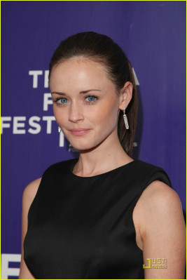 photo 10 in Alexis Bledel gallery [id151854] 2009-04-29 00:00:00