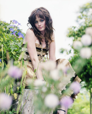 photo 6 in Alexis Bledel gallery [id289190] 2010-09-20 00:00:00