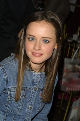 Alexis Bledel pic #17103