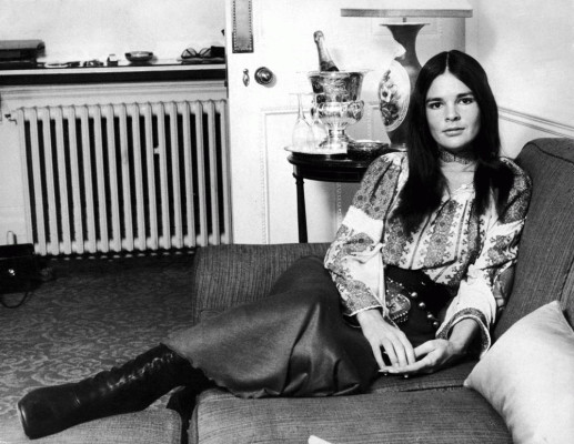 photo 12 in Ali MacGraw gallery [id364000] 2011-04-01 00:00:00
