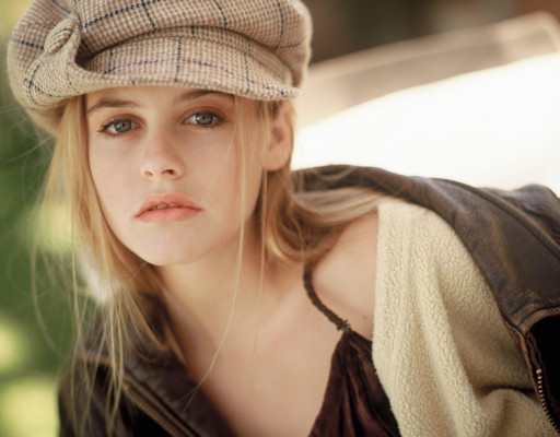 photo 23 in Alicia Silverstone gallery [id557385] 2012-11-29 00:00:00