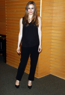 photo 12 in Alicia Silverstone gallery [id692246] 2014-04-24 00:00:00