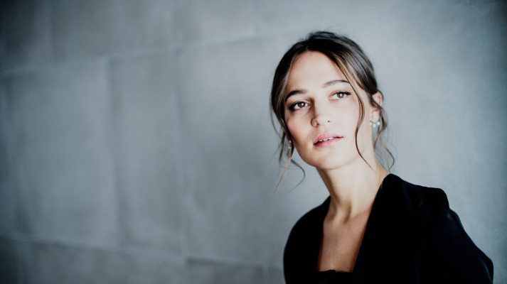 Alicia Vikander pic #1019494