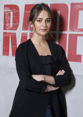 Alicia Vikander pic #1019496