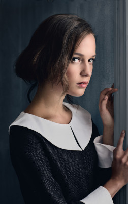 Alicia Vikander pic #819707
