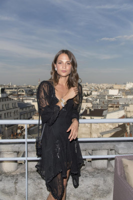 Alicia Vikander pic #948120