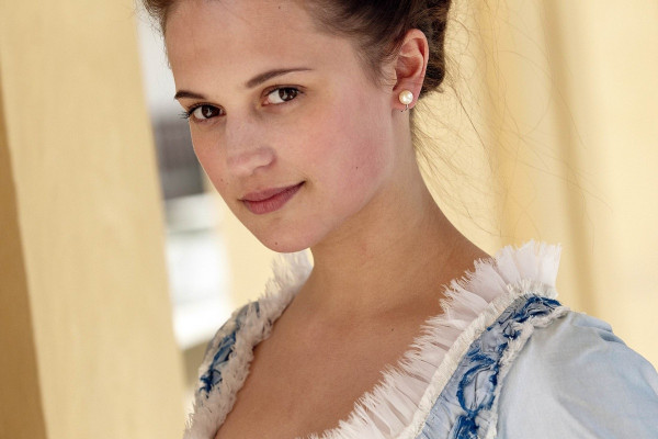 Alicia Vikander pic #1207718
