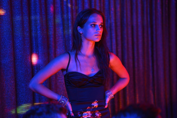 Alicia Vikander pic #1198297