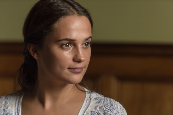 Alicia Vikander pic #1185723