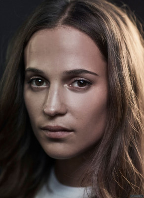 Alicia Vikander pic #1203899