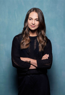 Alicia Vikander pic #1213945