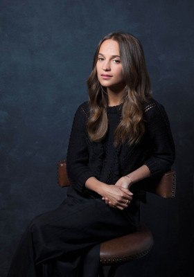 Alicia Vikander pic #1213946
