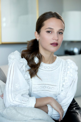 Alicia Vikander pic #1193106