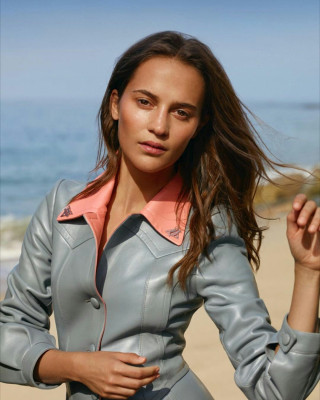 Alicia Vikander pic #1182317
