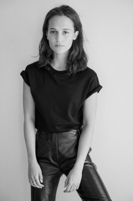 Alicia Vikander pic #1234864