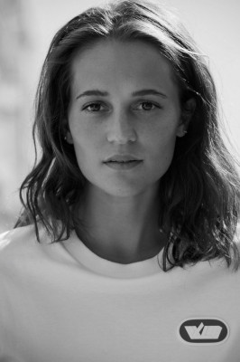 Alicia Vikander pic #1234866