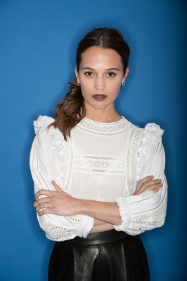 Alicia Vikander pic #1020659