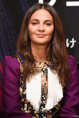 Alicia Vikander pic #1187214