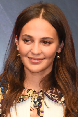 Alicia Vikander pic #1187460