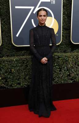 Alicia Vikander pic #996426