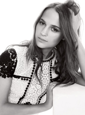 Alicia Vikander pic #817713