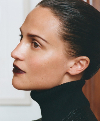 Alicia Vikander pic #1363837