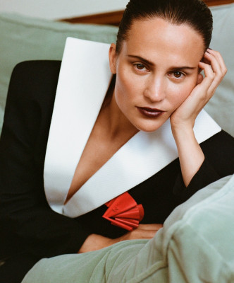 Alicia Vikander pic #1363838