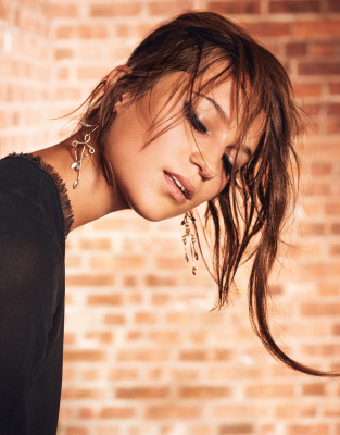 Alicia Vikander pic #884683