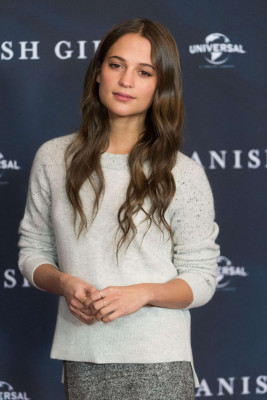 Alicia Vikander pic #819650