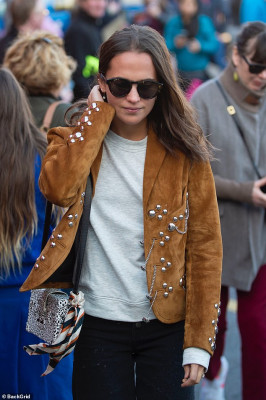 Alicia Vikander pic #1142301