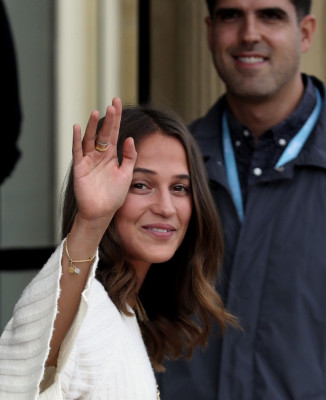 Alicia Vikander pic #1069100