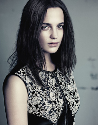 Alicia Vikander pic #802125