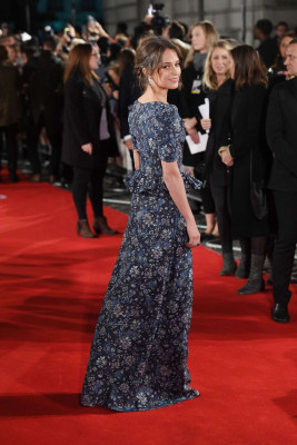 Alicia Vikander pic #887405