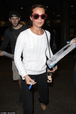 Alicia Vikander pic #997508