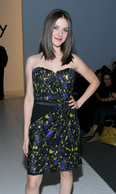 Alison Brie pic #684798