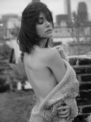 Alison Brie pic #1047327